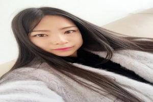 情侣头像动漫一人一半